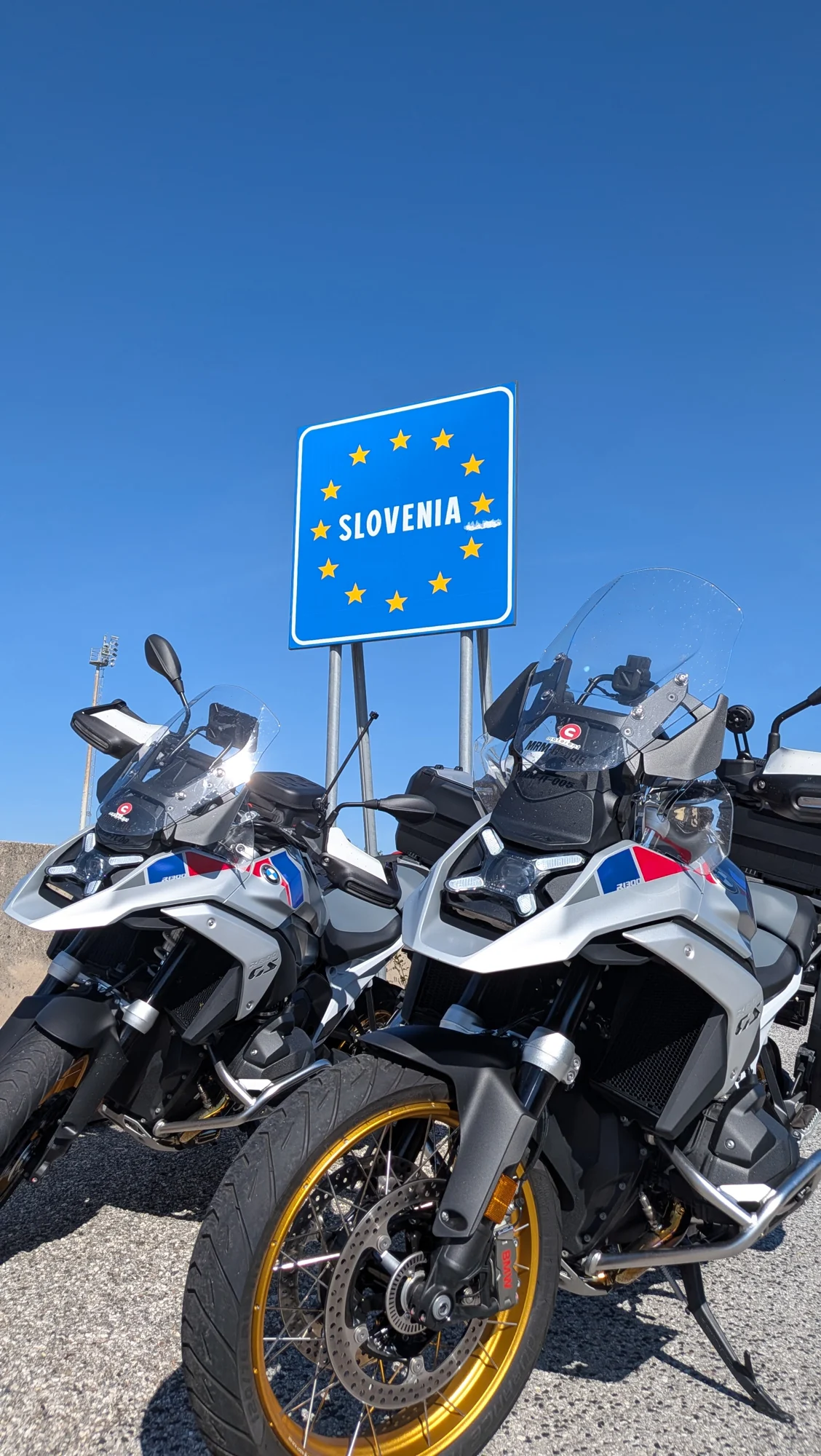 Frontera Eslovenia (cartel)